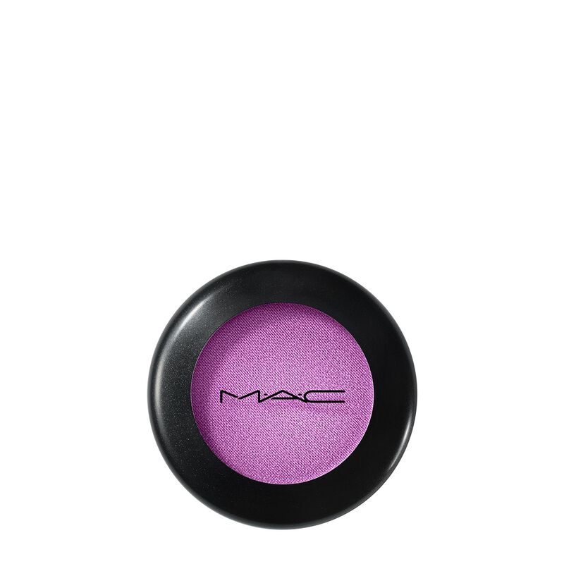 MAC Veluxe Pearl Eyeshadow image number 18